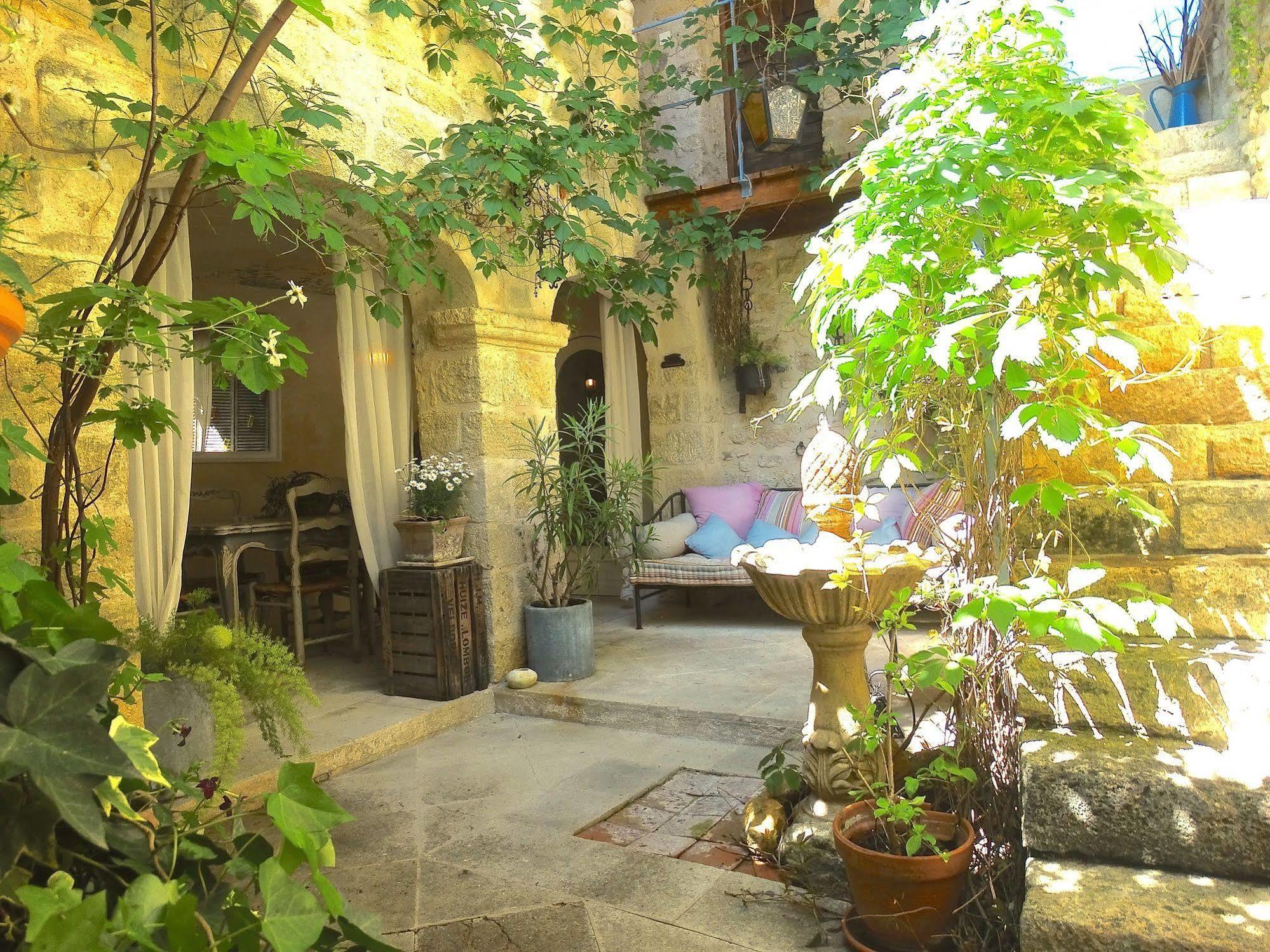 Un Patio En Luberon Bed & Breakfast Ansouis Exterior foto